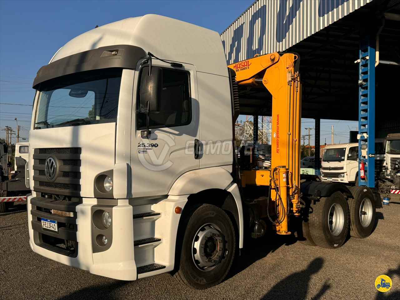 VW 25390 de Comovel Comercial Montealtense de Veículos